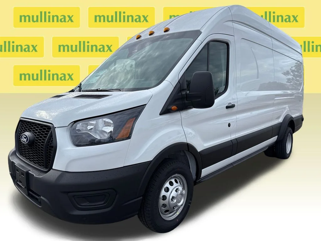 New 2026 White Ford Base image 17