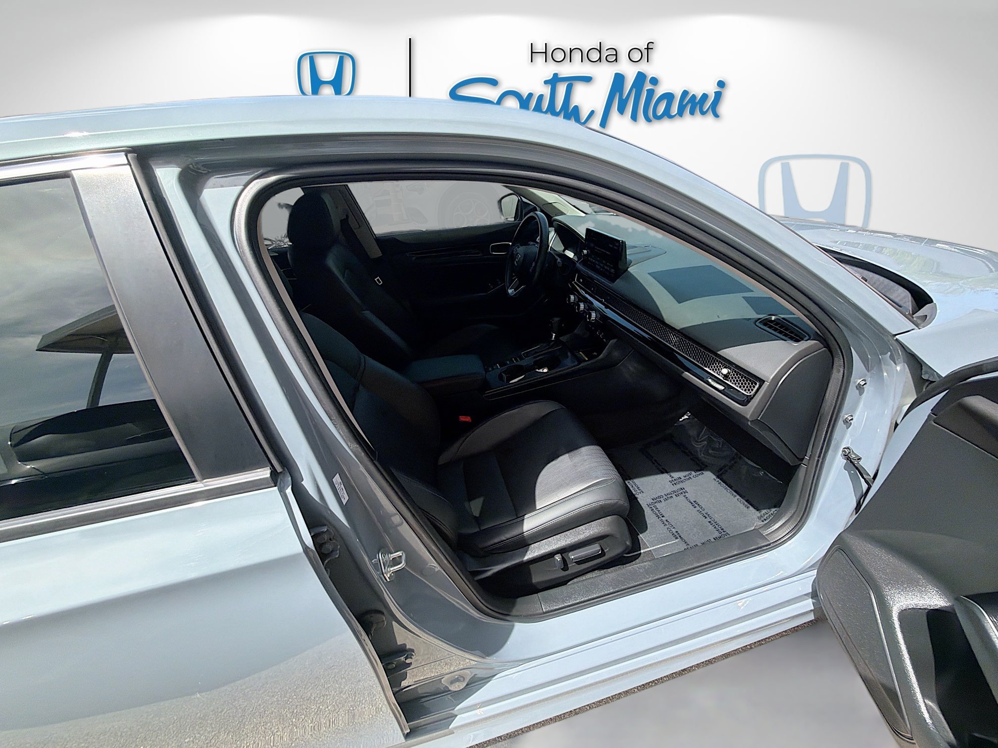 2022 Honda Civic Touring - Photo 31