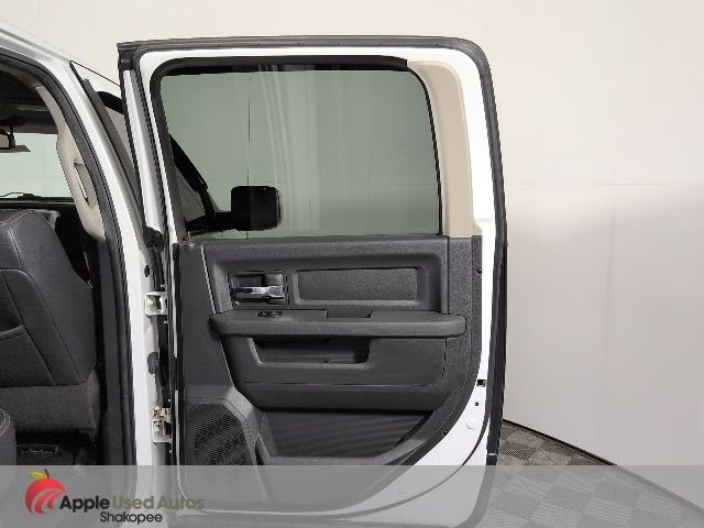 Used 2011 White Ram Sport image 28