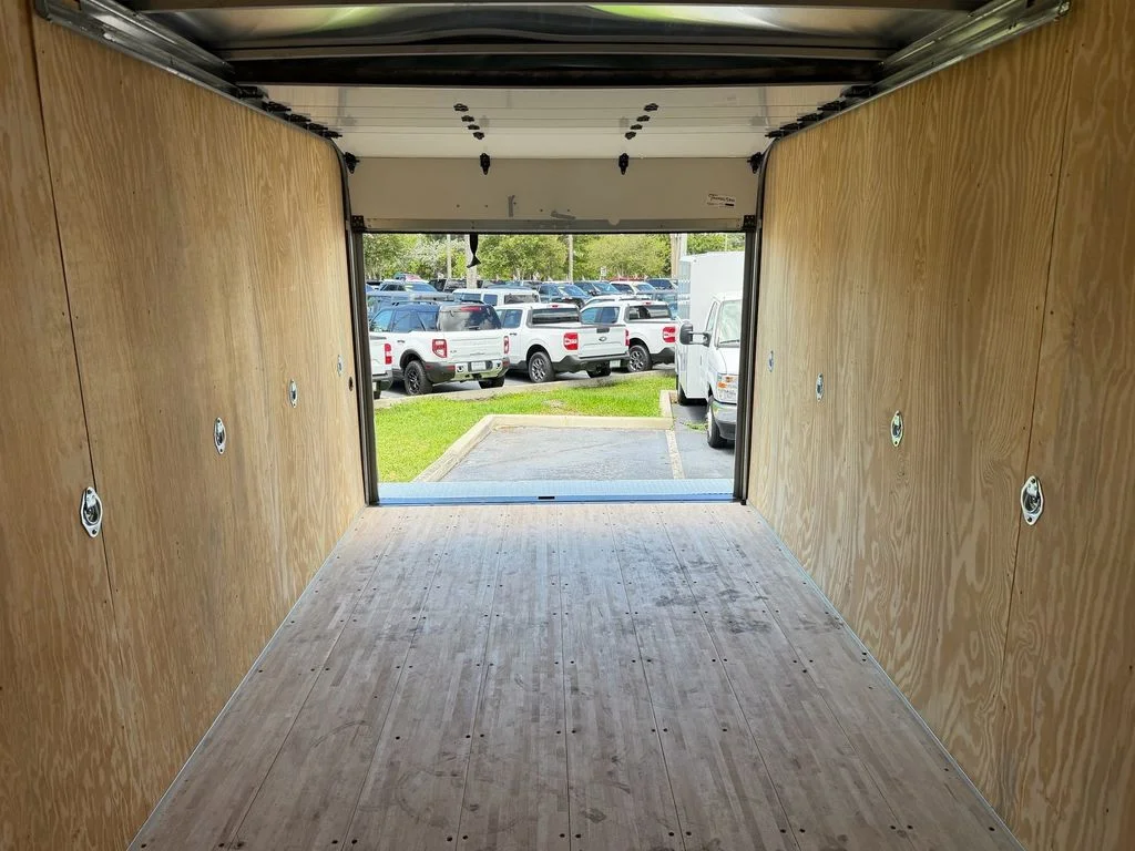 New 2026 Oxford White Ford E-350 SRW image 11