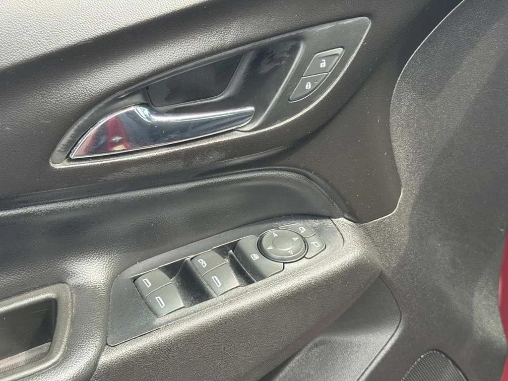 Used 2019 Red Chevrolet LT image 15
