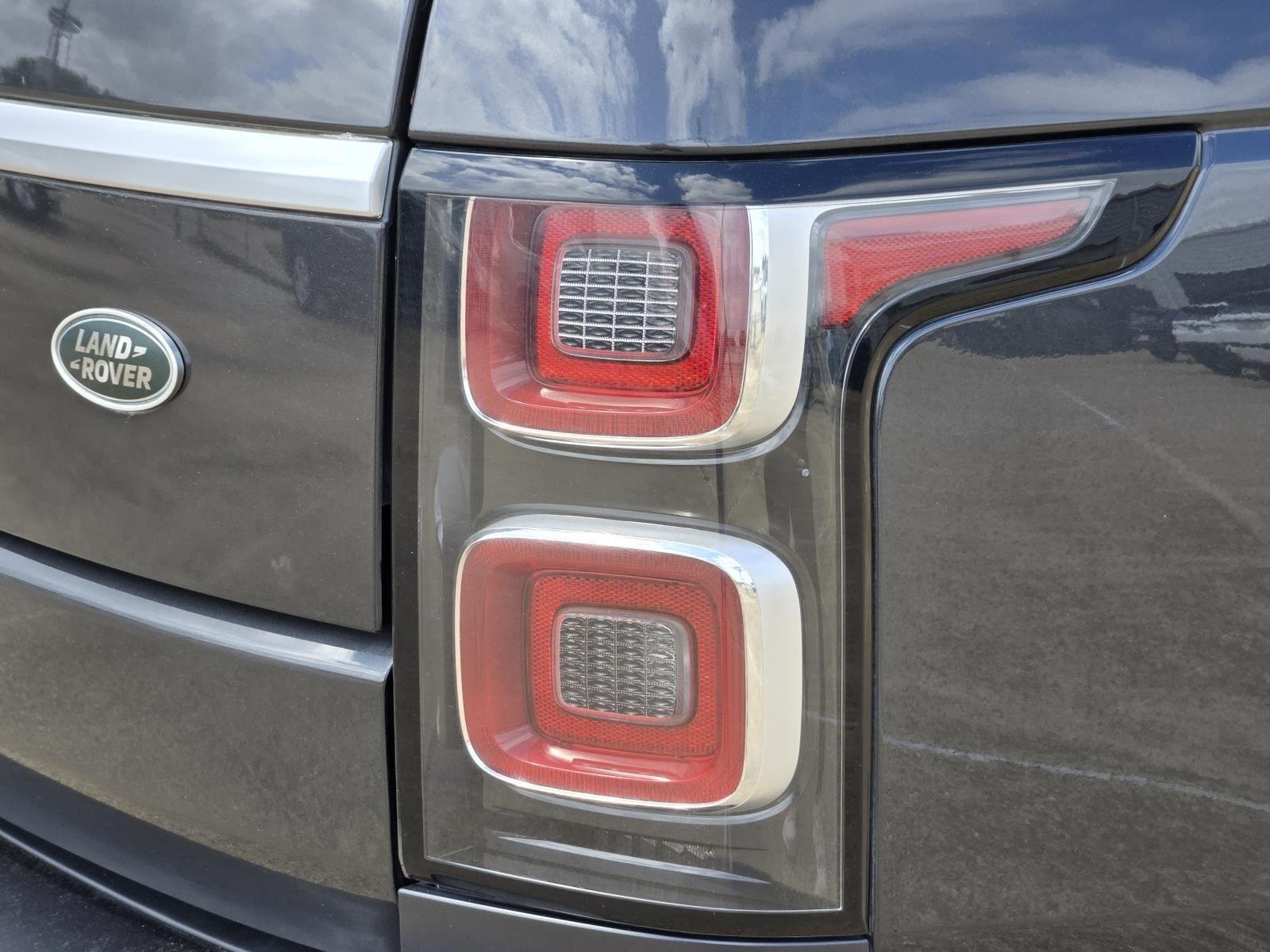 Used 2019 Carpathian Grey Premium Metallic Land Rover SC image 9