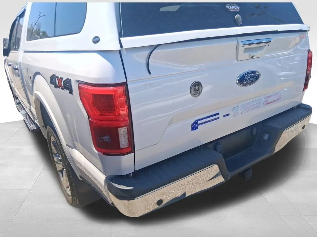 Used 2018 White Ford Lariat image 16