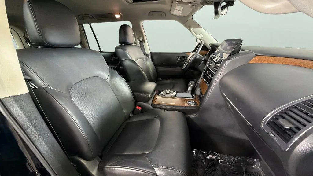 Used 2023 Black Nissan SL 2WD image 37