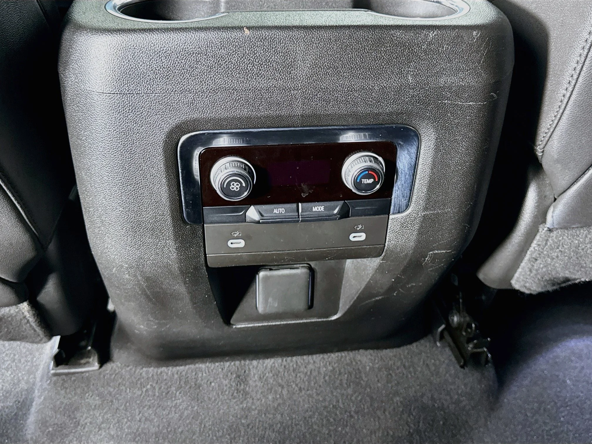 Used 2024 Black Chevrolet LT image 27