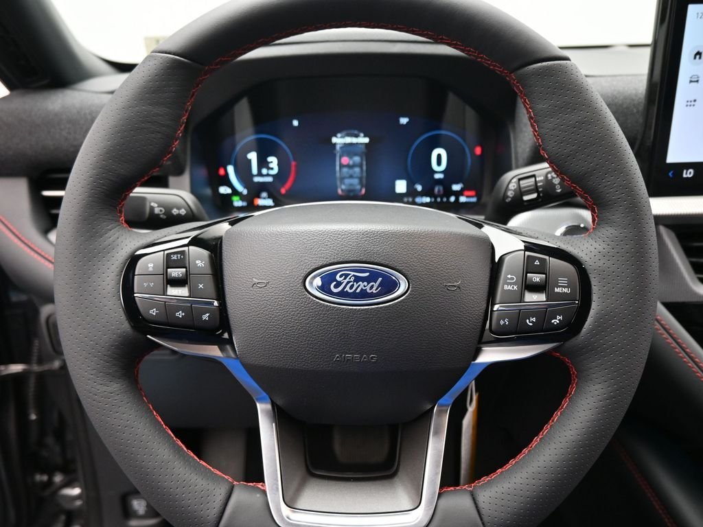 New 2026 Carbonized Gray Metallic Ford ST-Line image 14