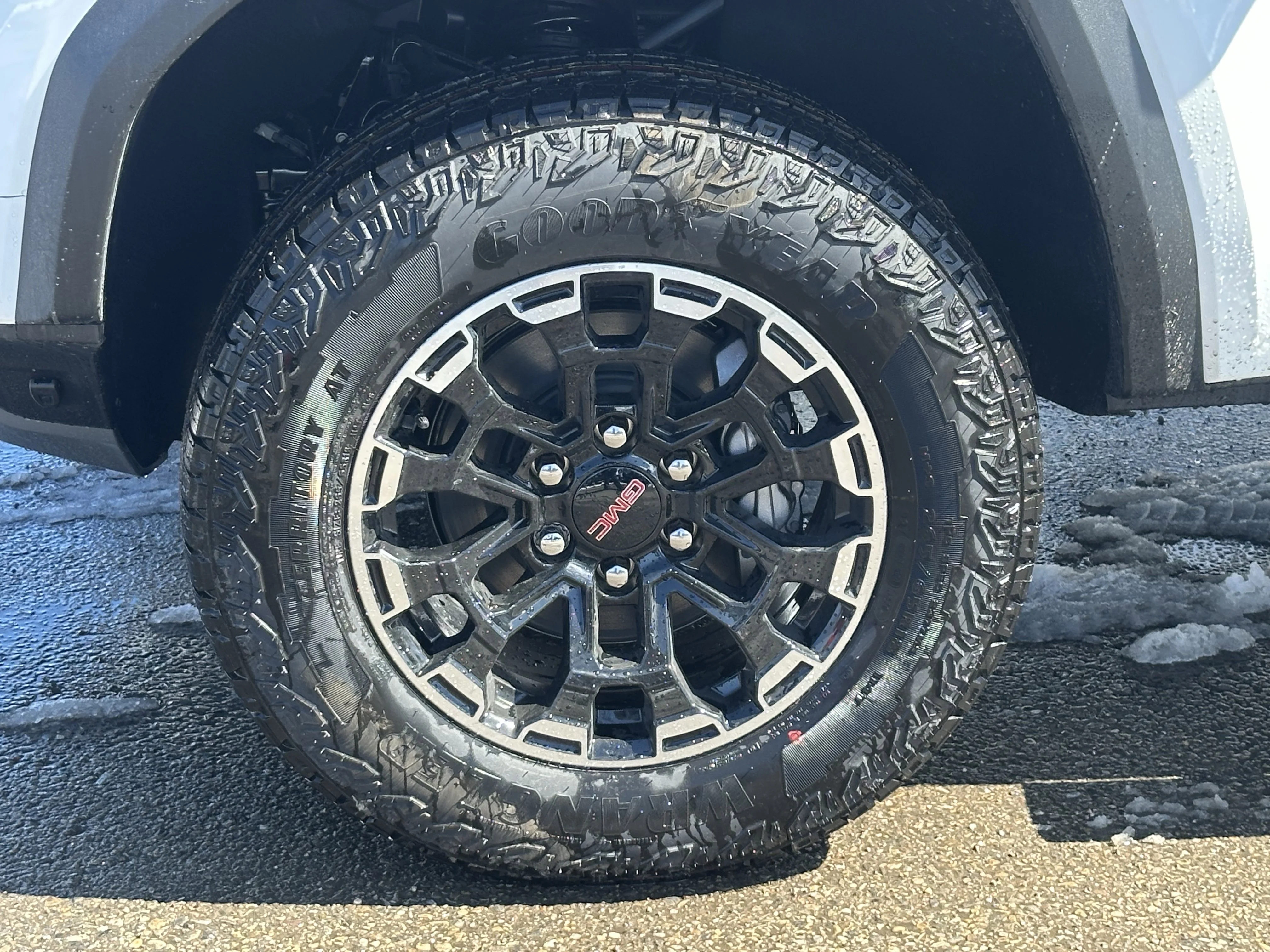 New 2026 Summit White GMC AT4 image 6
