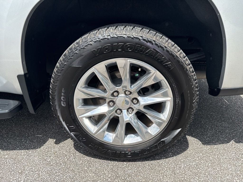 Used 2022 Silver Chevrolet LTZ image 20