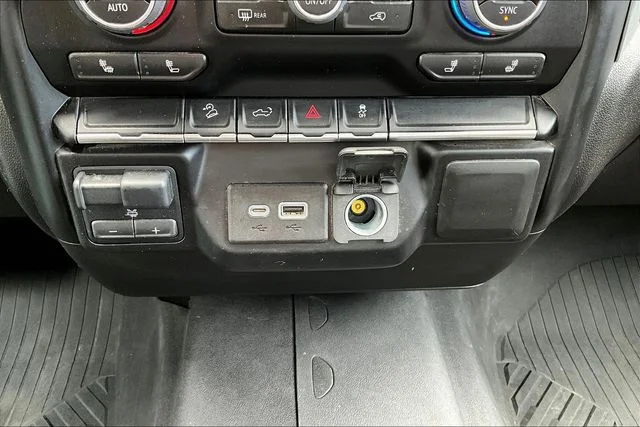 Used 2022 Blue Chevrolet LT image 16