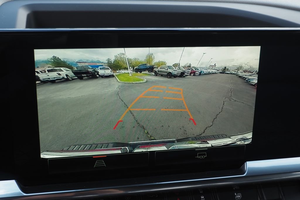 Used 2025 Black GMC SLT image 26