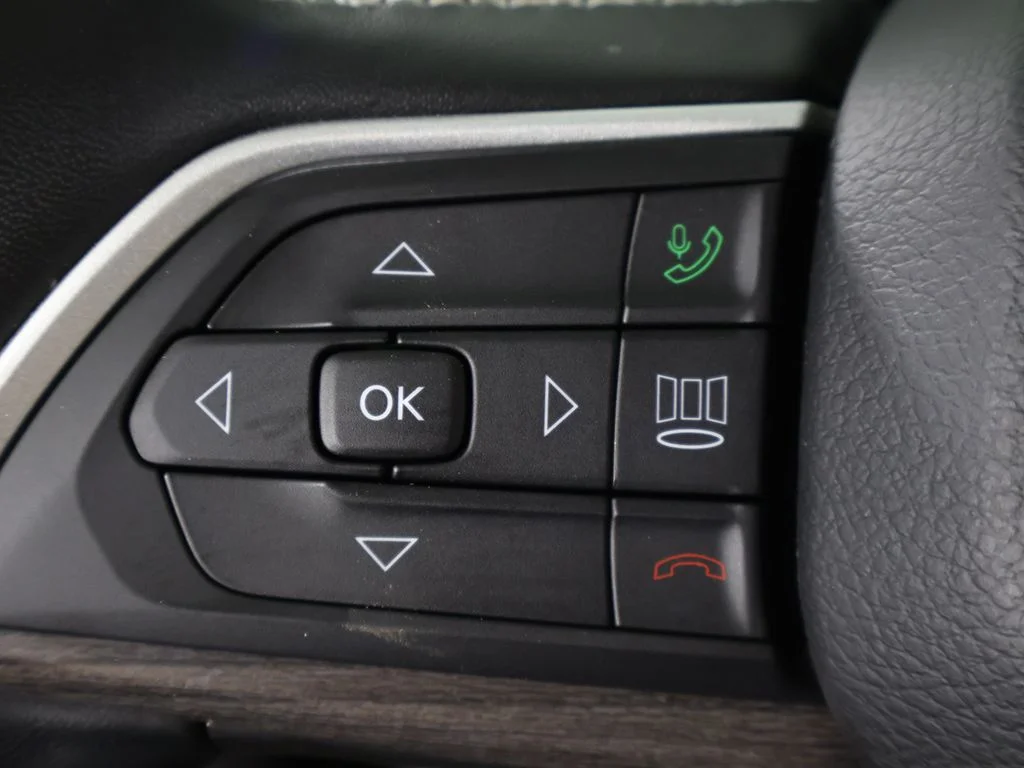 Used 2022 Gray Jeep Limited image 48