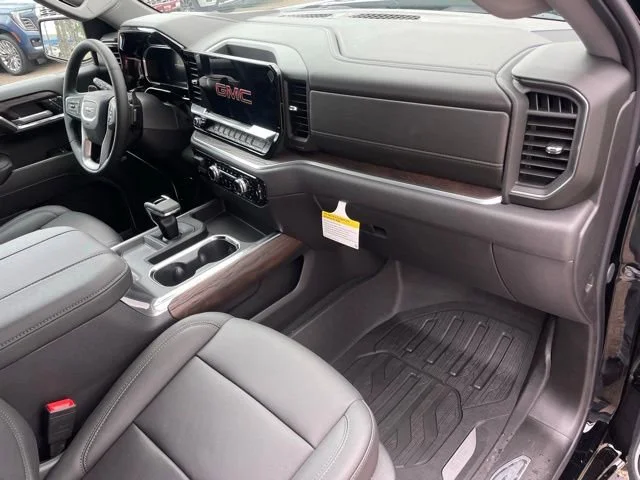 2026 GMC Sierra 1500 SLT - Photo 17