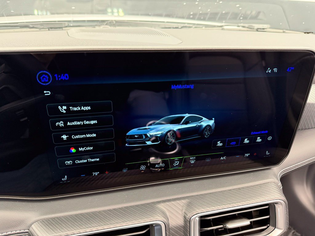 2025 Ford Mustang GT Premium Convertible - Photo 35