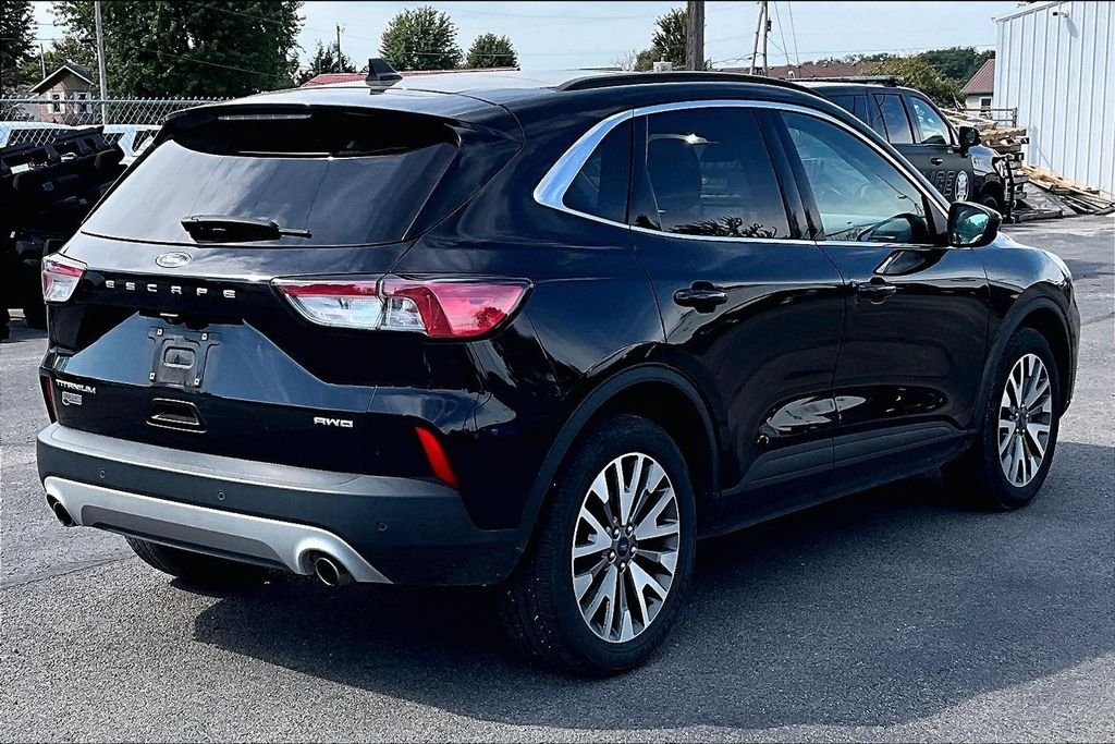 Used 2022 Black Ford Titanium image 9