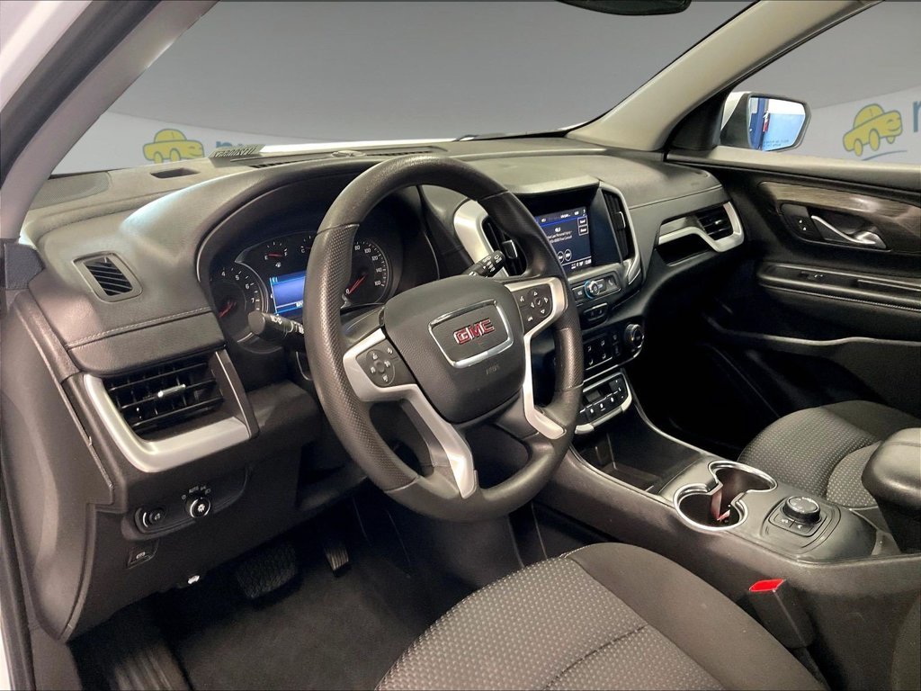 Used 2024 White GMC SLE image 8