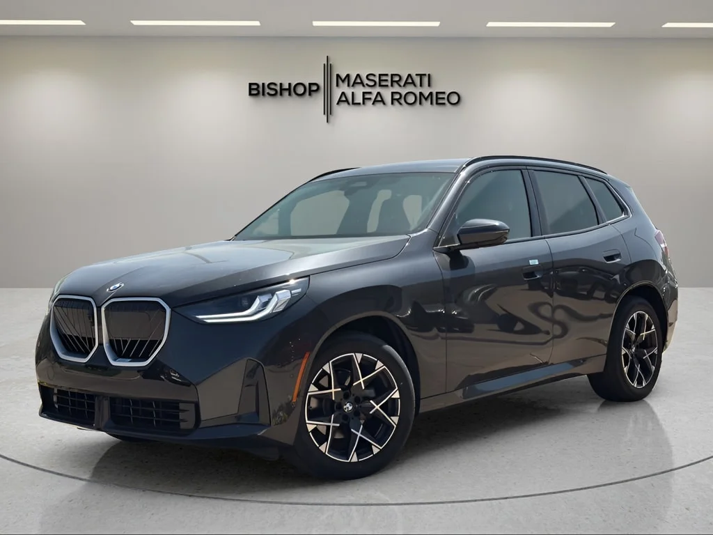 Used 2025 Dark Graphite BMW 30 xDrive image 3