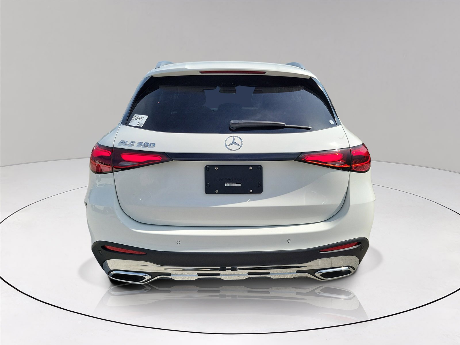 New 2027 Polar White Mercedes-Benz GLC 300 image 32