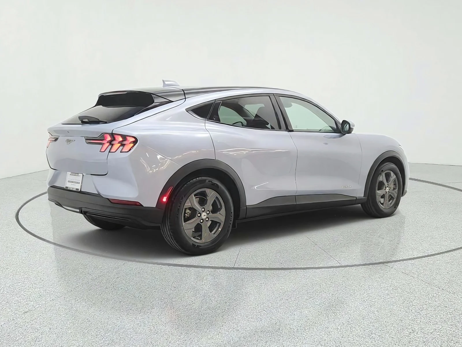 Used 2022 Iced Blue Silver Metallic Ford Select RWD image 5