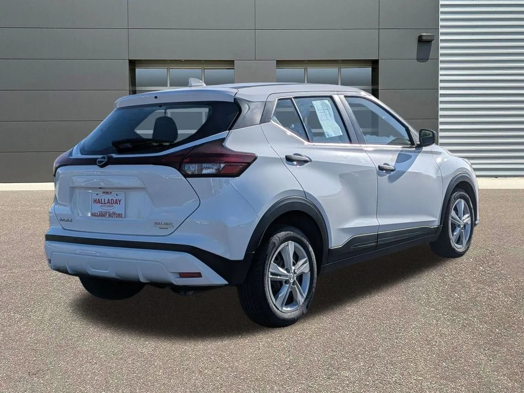 Used 2023 Fresh Powder Nissan S image 5