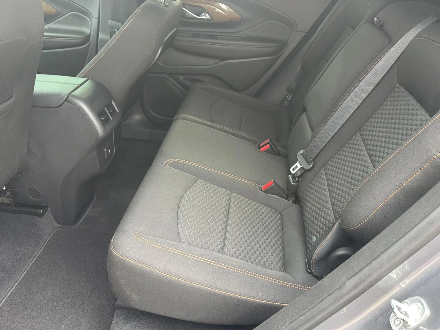 Used 2020 Satin Steel Metallic GMC SLE image 6