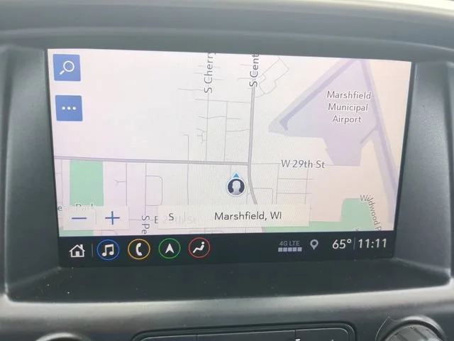 Used 2019 White GMC 4WD Denali image 23