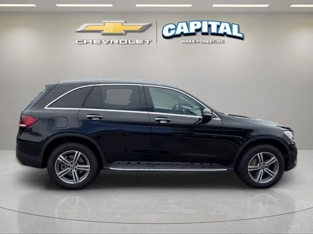 Used 2021  Mercedes-Benz GLC 300 image 6