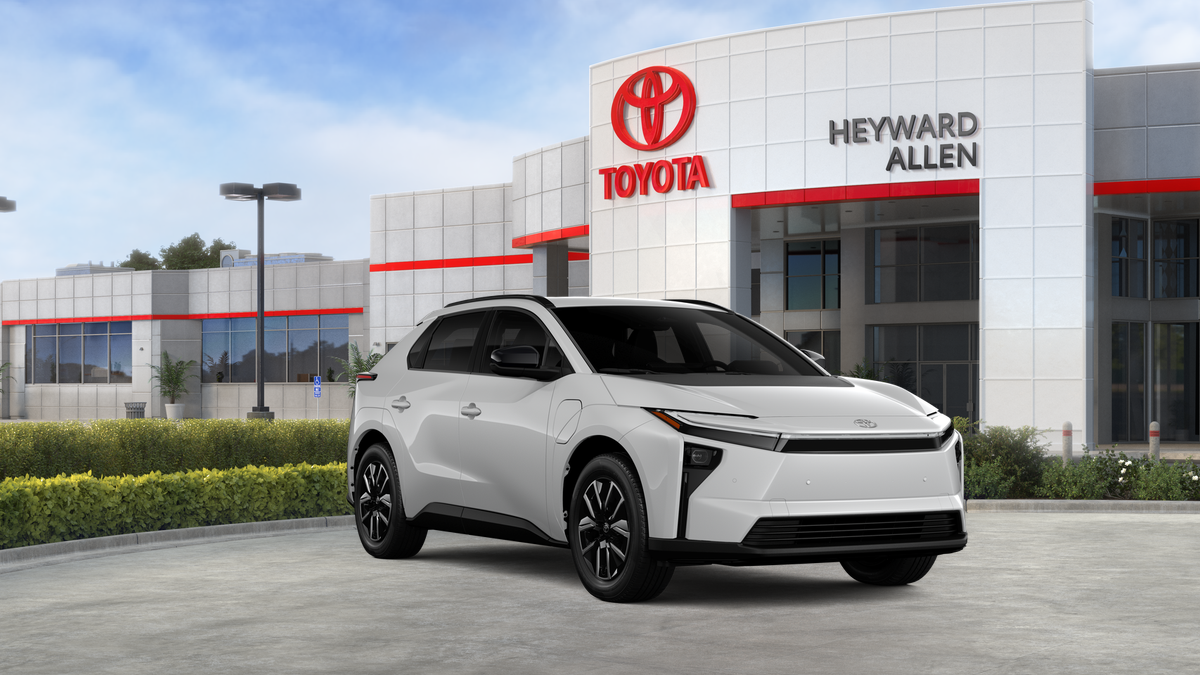 New 2026 Wind Chill Pearl Toyota XLE image 67