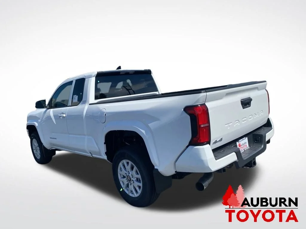 New 2026 Ice Cap Toyota  SR5 image 5