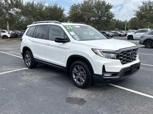 Used 2024 White Honda TrailSport image 2