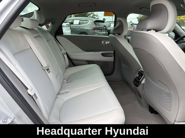 Used 2024 Silver Hyundai SEL image 18