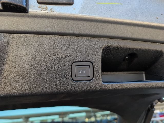 2026 Chevrolet Equinox EV 2LT - Photo 11