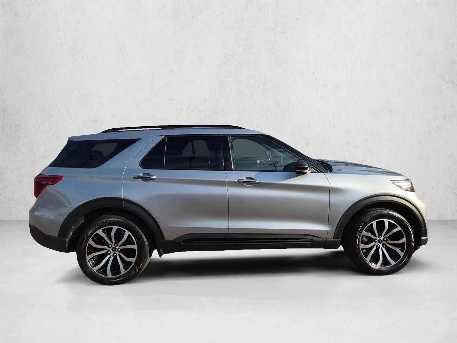 Used 2020 Iconic Silver Metallic Ford ST image 4