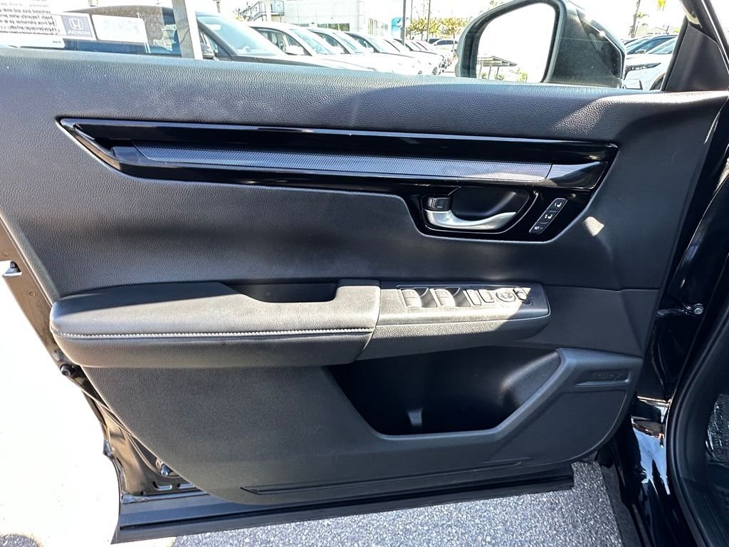 Used 2023  Honda EX-L image 24