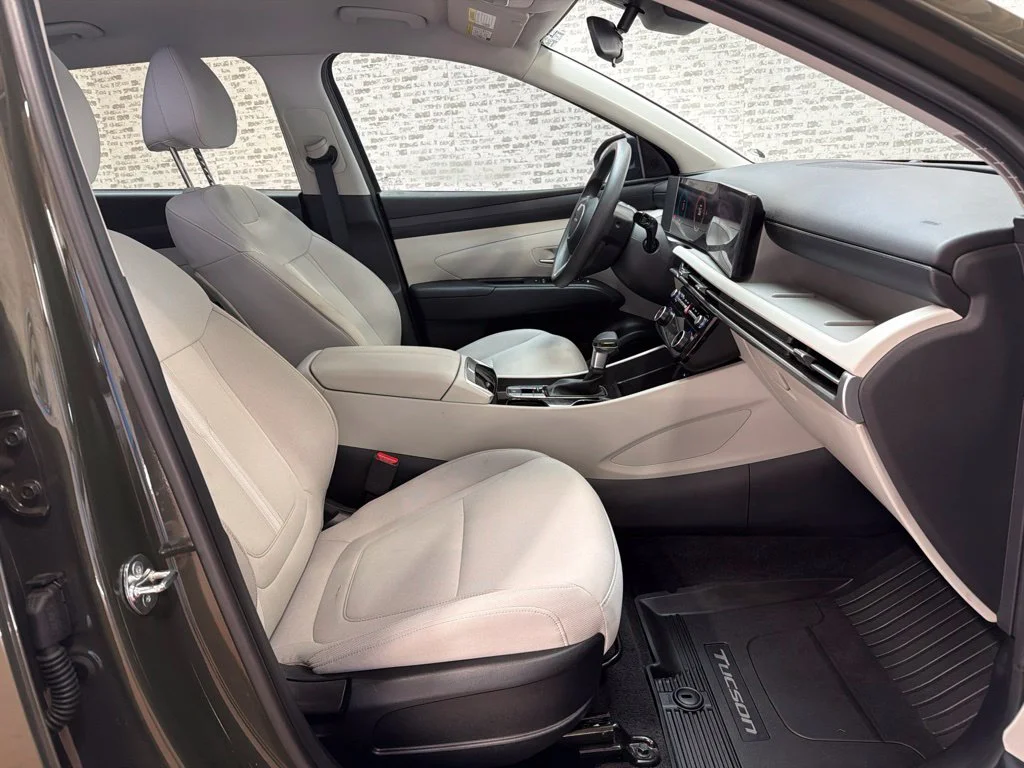 Used 2026 Rockwood Green Hyundai SEL image 11