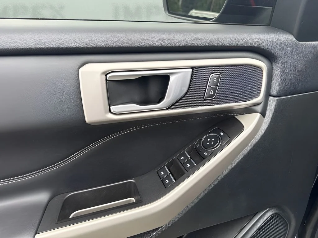 Used 2024 Blue Ford XLT image 20