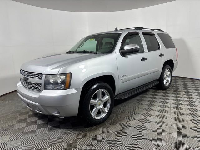 Used 2010 Silver Chevrolet LTZ image 3