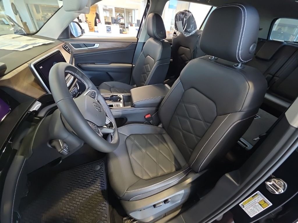 2026 Volkswagen Atlas SE w/Tech - Photo 13