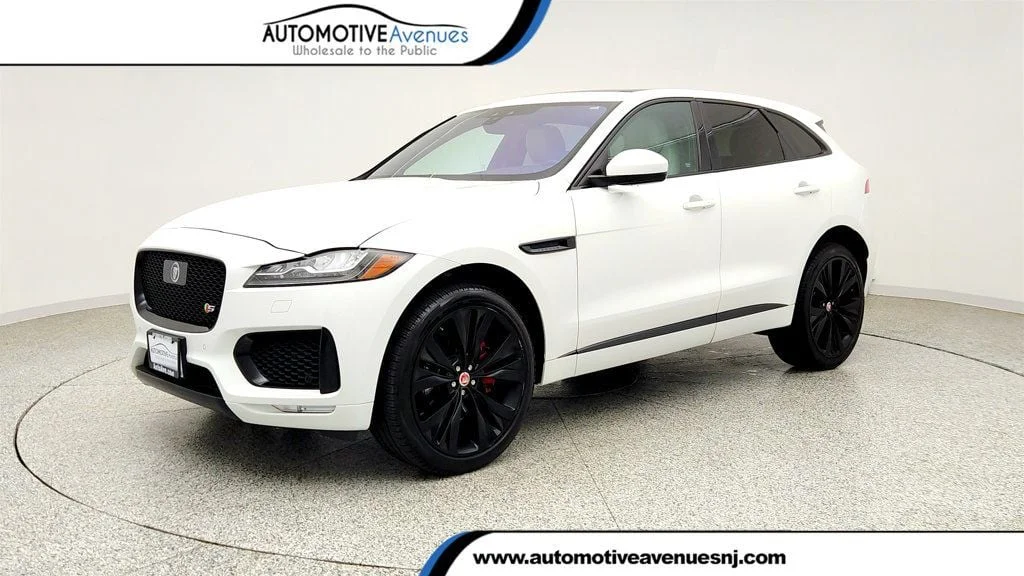 2019 Jaguar F-PACE S AWD's photo
