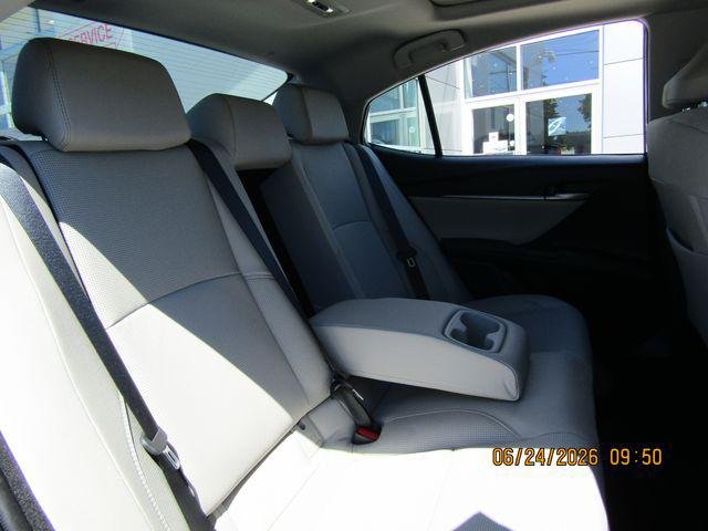 Certified Used 2025 PRECIOUS METAL Toyota  image 26