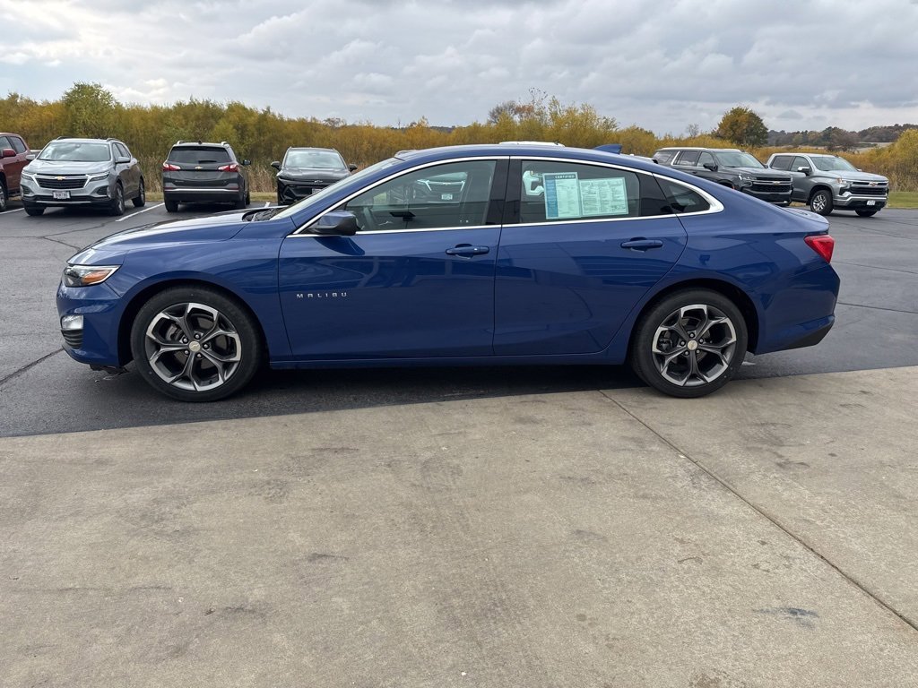 2023 Chevrolet Malibu 1LT photo 4