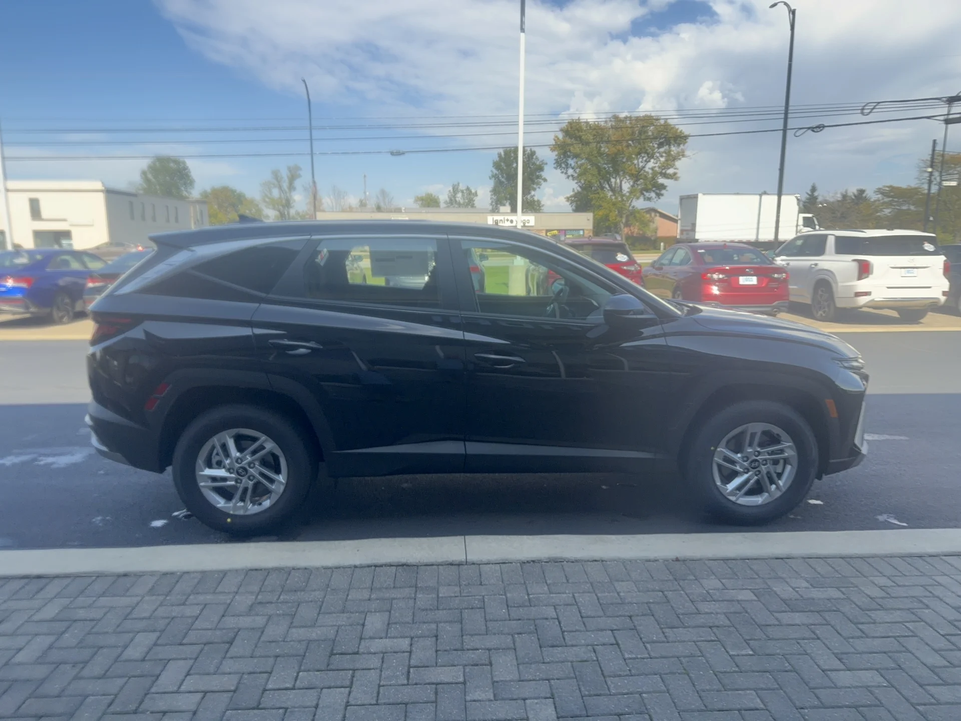 2026 Hyundai TUCSON SE, photo 6 of 12