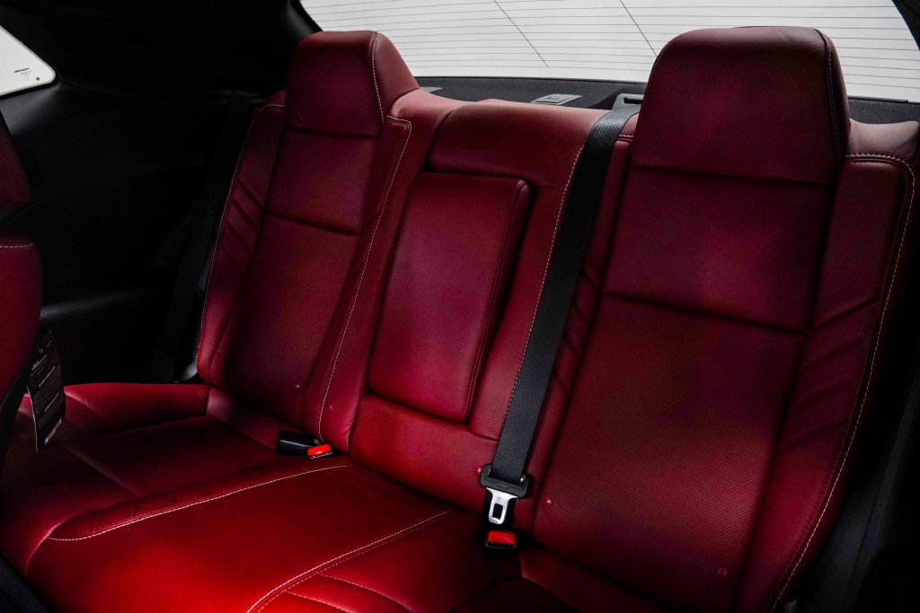 Used 2018 White Dodge SRT image 18