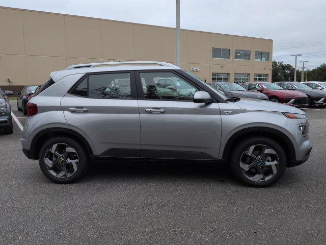 New 2026 Silver Hyundai SEL image 33