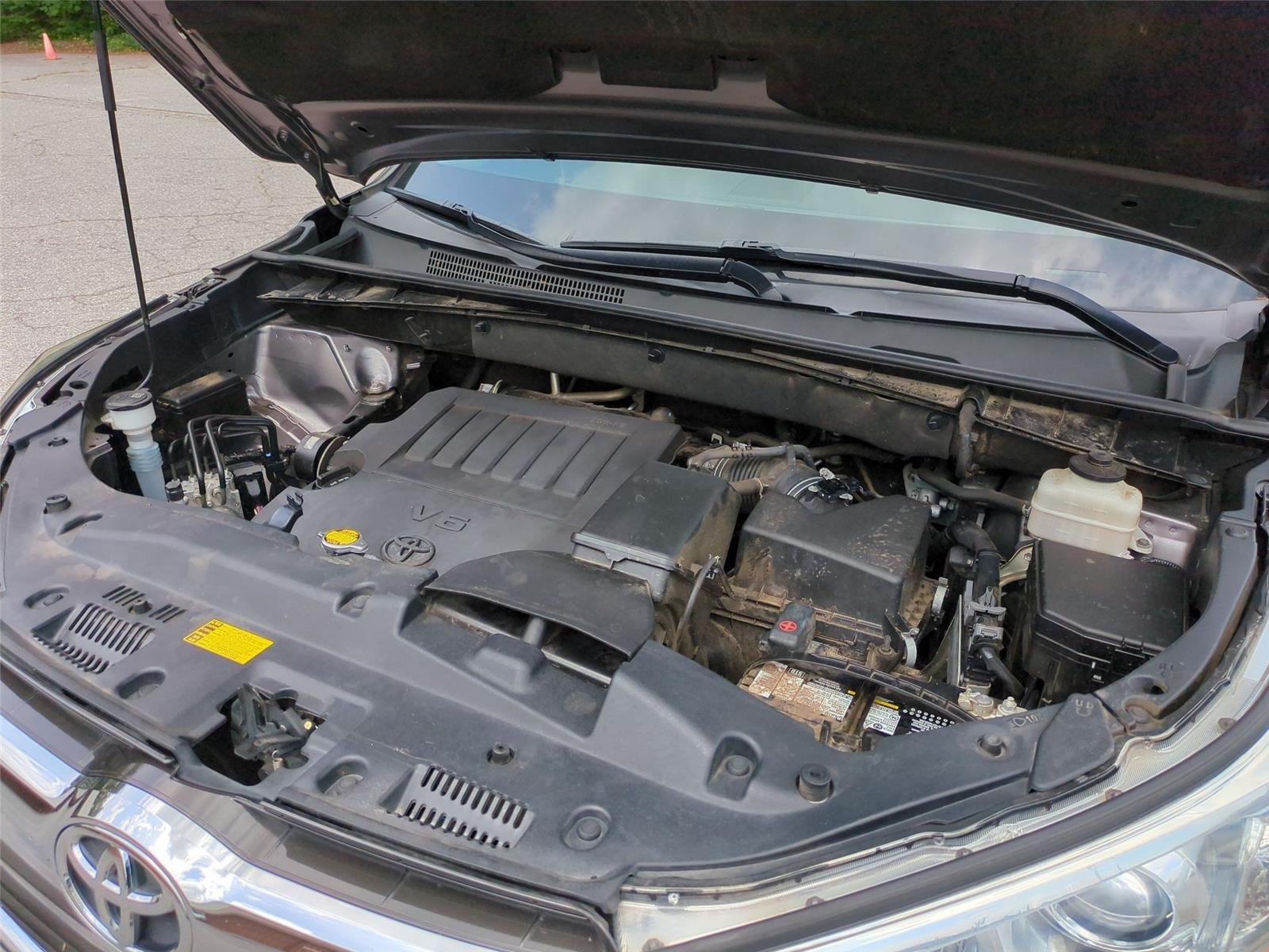 Used 2014 PREDAWN GRAY MICA TOYOTA  image 43