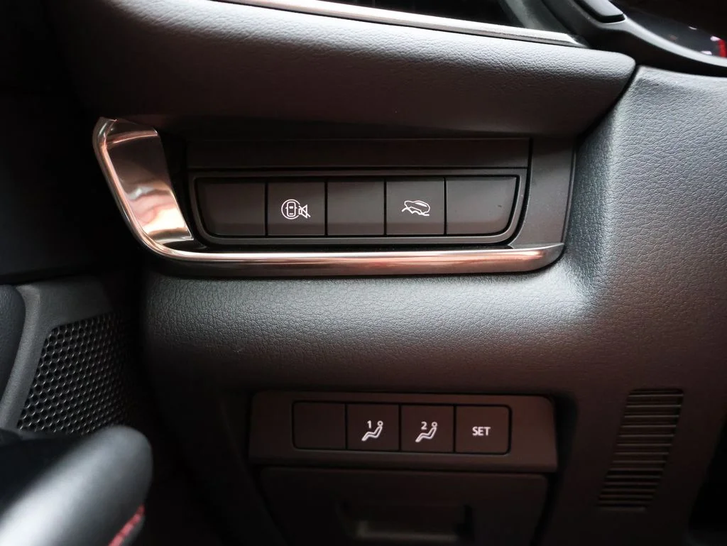 Used 2025 Gray Mazda 2.5 S Carbon Edition image 31