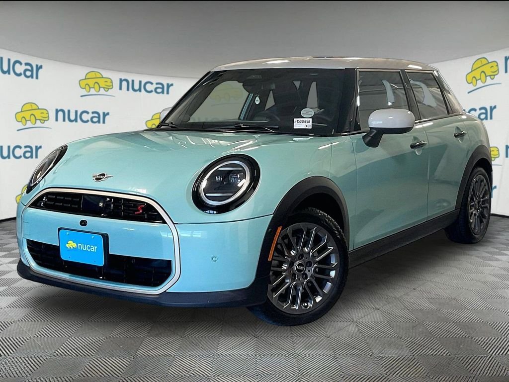 Used 2025 Green MINI Signature image 3