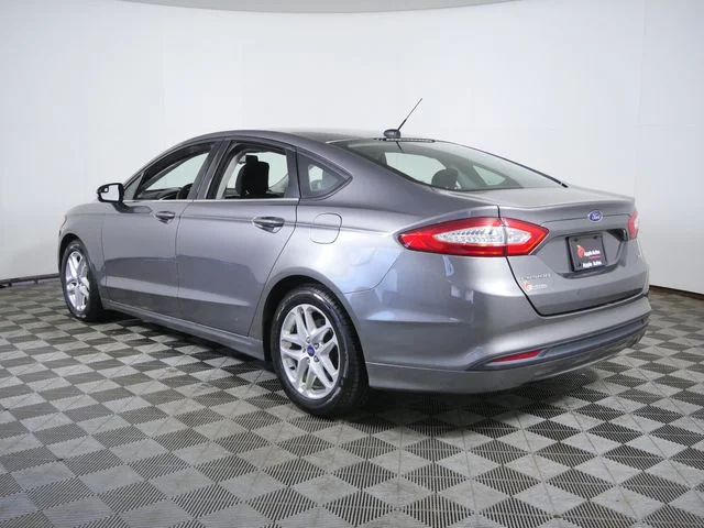 Used 2013 Gray Ford SE image 5