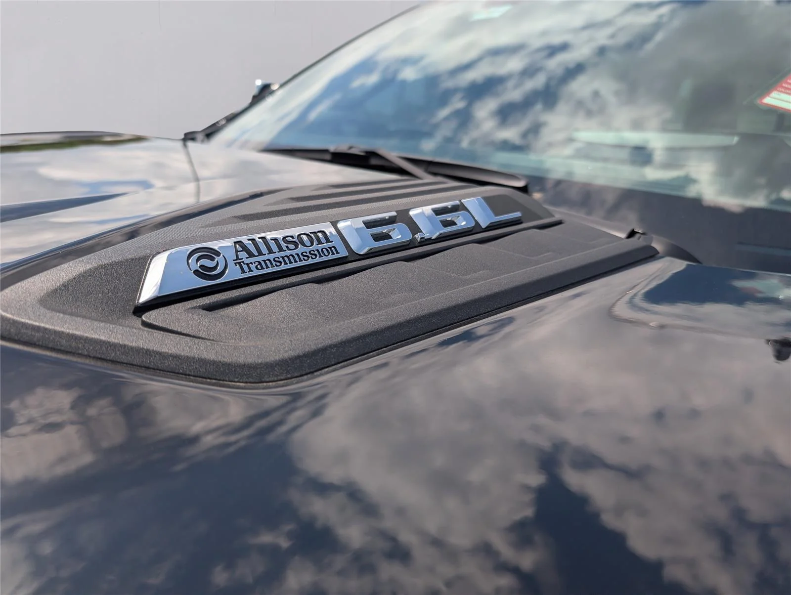 Used 2024 Black Chevrolet High Country image 36
