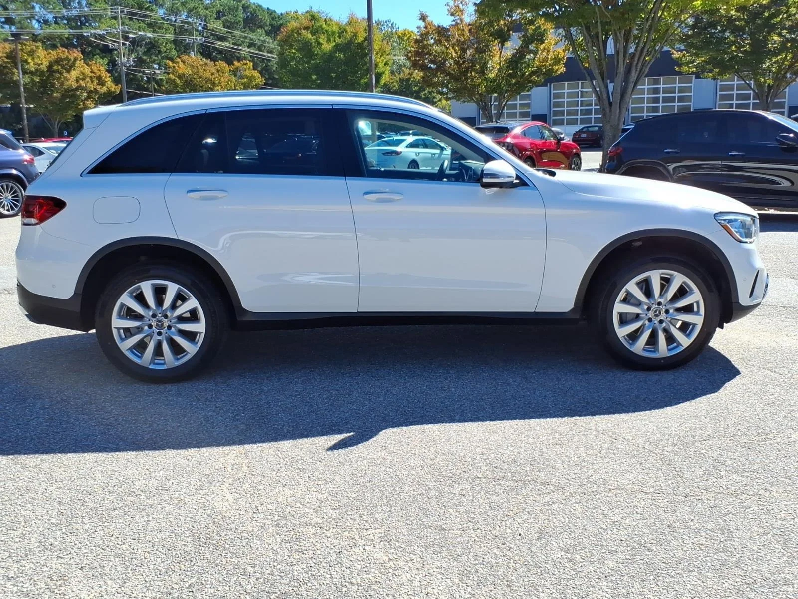 Used 2020 Polar White Mercedes-Benz GLC 300 image 7