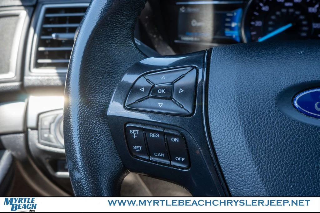 Used 2018 Oxford White Ford XLT image 28